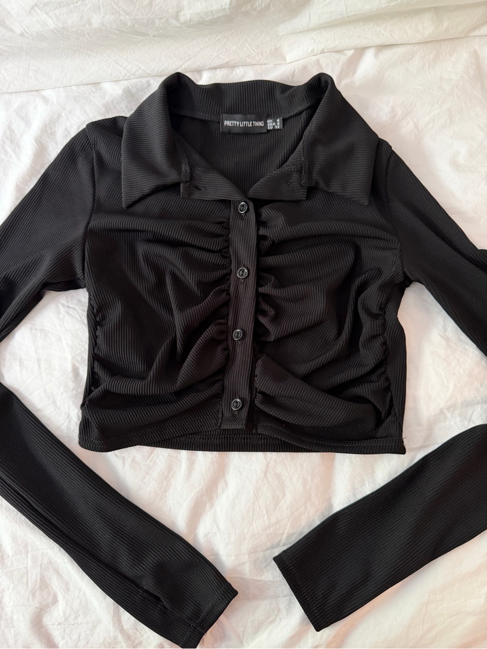 PrettyLittleThing Black Ruched Button-Front Long Sleeve Crop Top